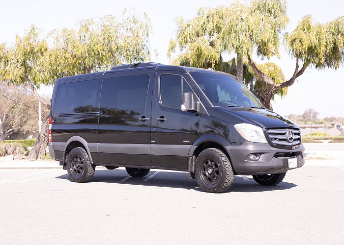 2015 Mercedes-Benz Sprinter 12-Passenger Low Roof