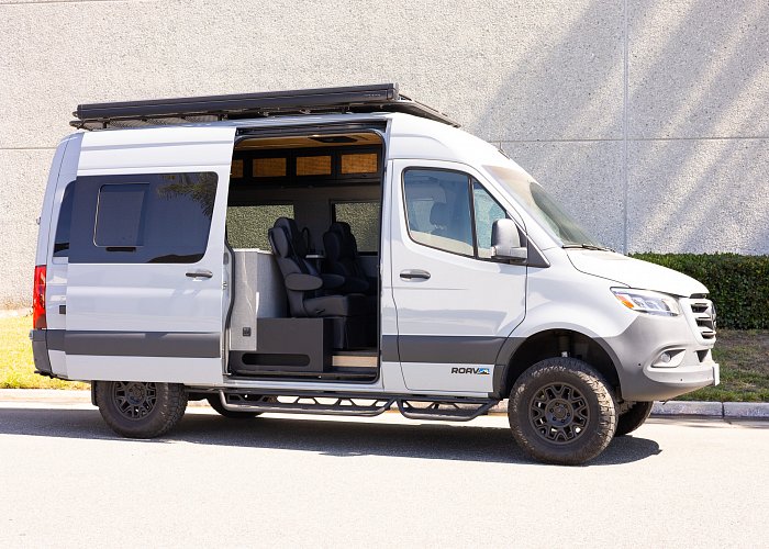 2023 ROAV Campervan AWD 